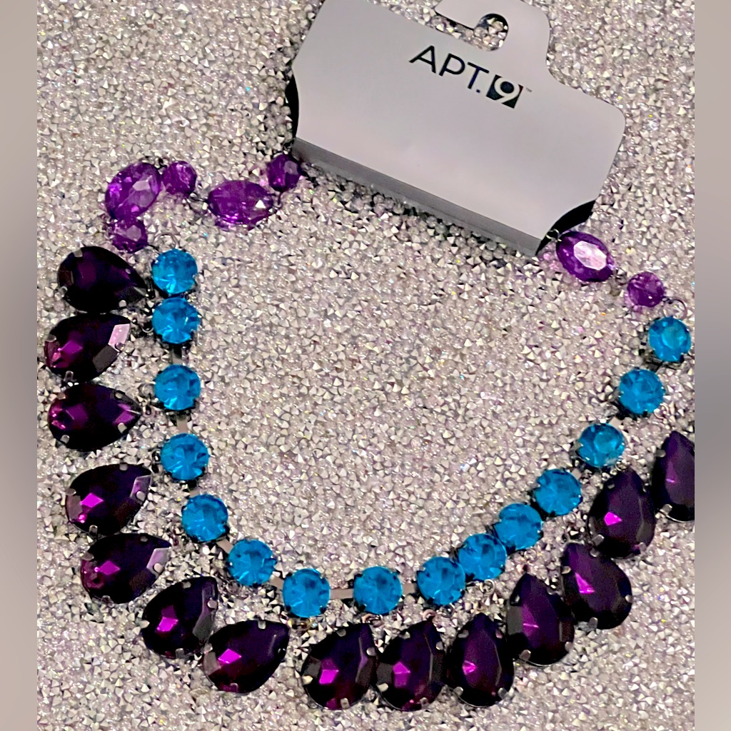 Brand New WTags Fashion Necklace - Purple WBlue 25$
